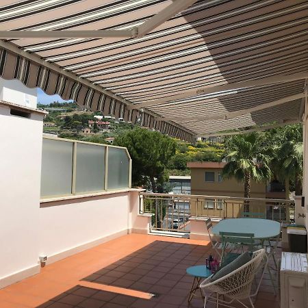 Il Giglio Apartment บอร์ดิเกรา ภายนอก รูปภาพ