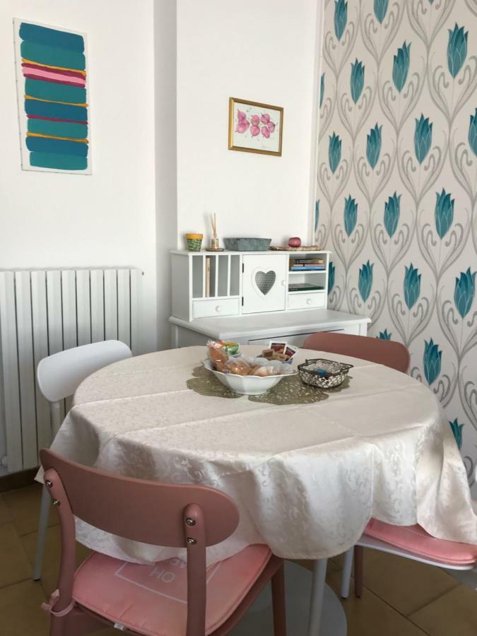 Il Giglio Apartment บอร์ดิเกรา ภายนอก รูปภาพ
