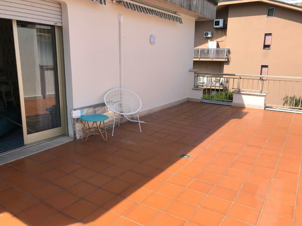 Il Giglio Apartment บอร์ดิเกรา ภายนอก รูปภาพ